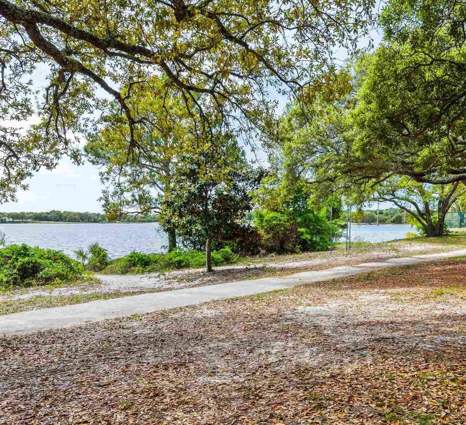Homes For Sale - 424 Gibbs Rd<br/> Pensacola, FL 32507