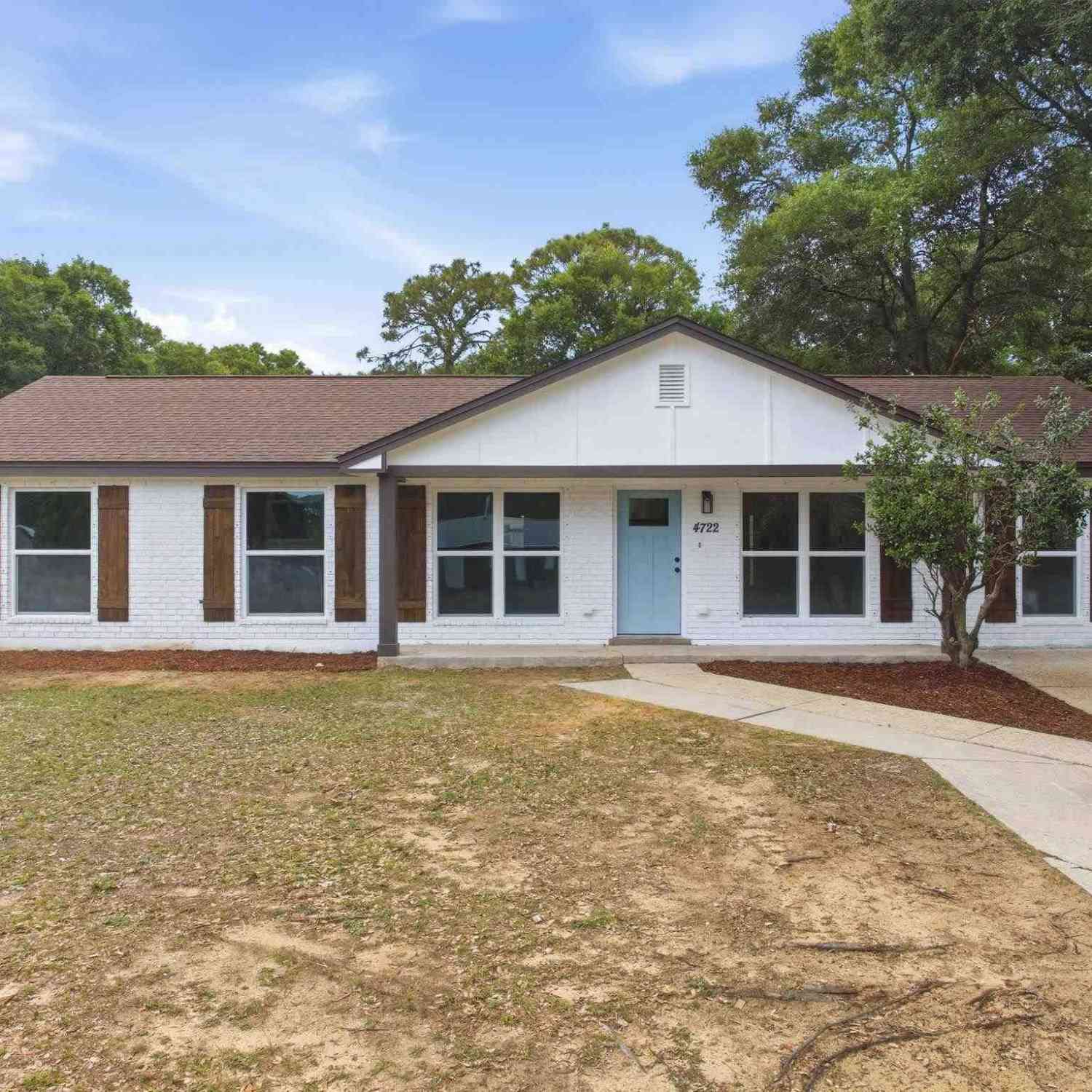 Homes For Sale - 4722 Lanett Dr<br/> Pensacola, FL 32526