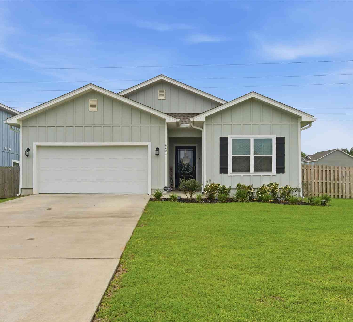 Homes For Sale - 6677 Paso Fino Drive<br/> Pensacola, FL 32526