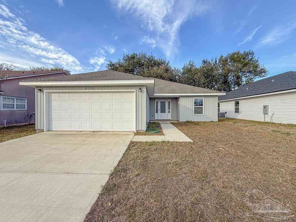 Homes For Sale - 436 Hilburn Ln<br/> Pensacola, FL 32504