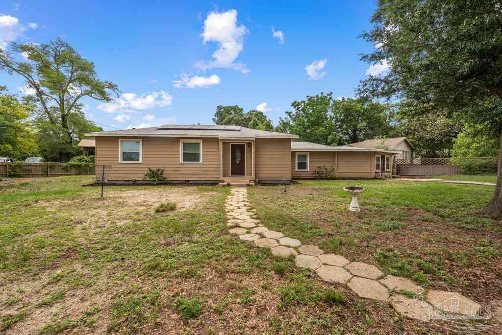 Homes For Sale - 29 Mindoro Cir<br/> Pensacola, FL 32507