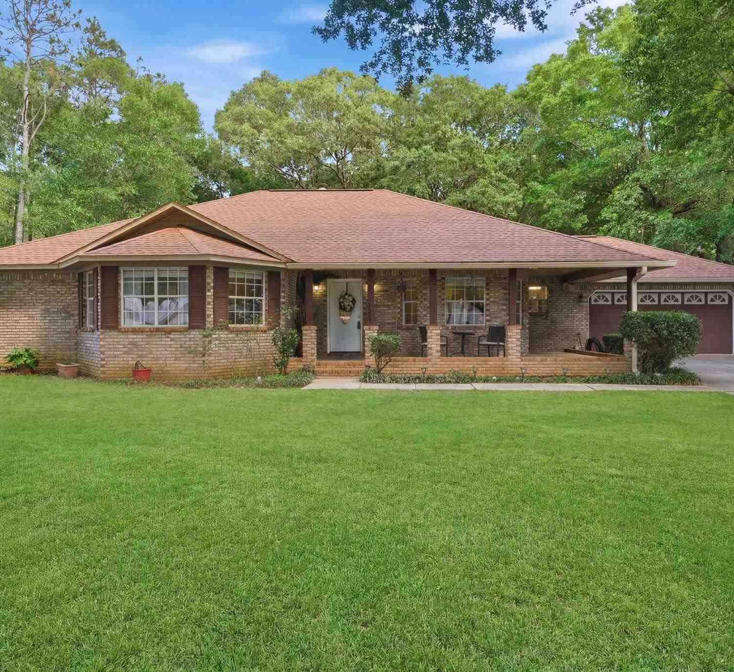 Homes For Sale - 5481 Rowe Trl<br/> Pace, FL 32571