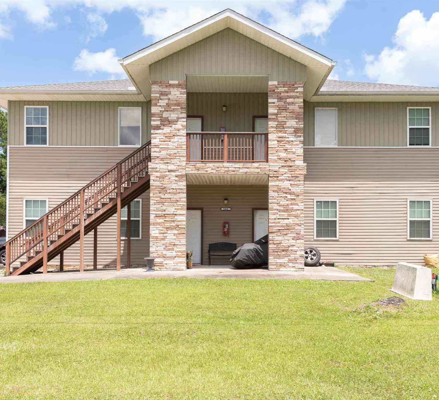 Homes For Rent - 542 S 72nd Ave #C<br/> Pensacola, FL 32506