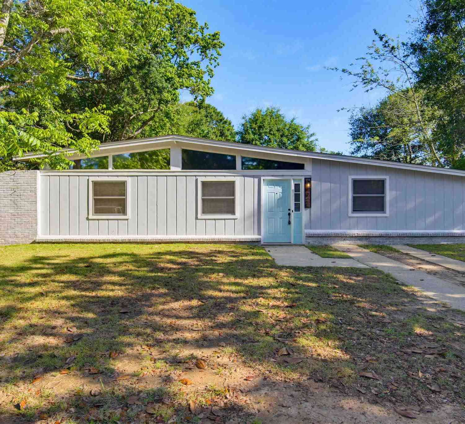 Homes For Sale - 908 Rock Creek Ave<br/> Pensacola, FL 32505