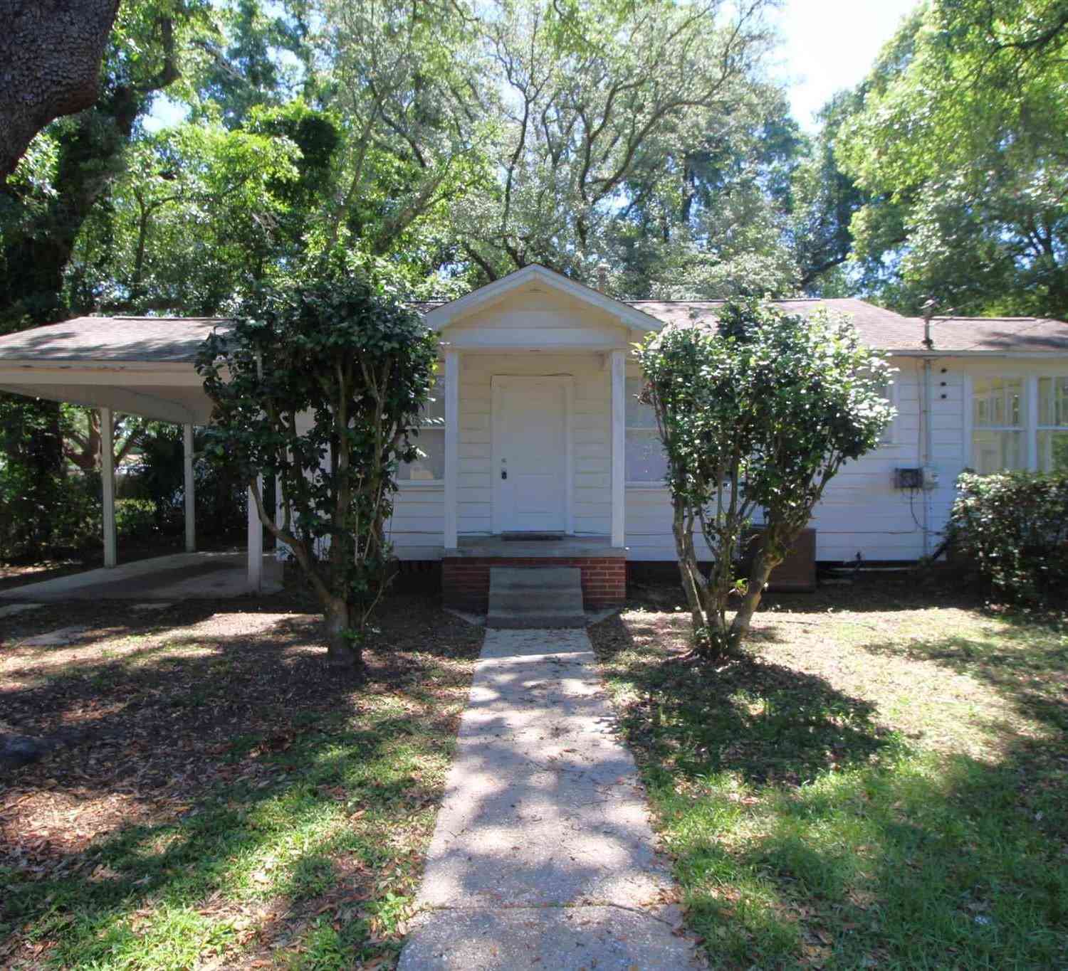 Homes For Rent - 1218 N Kirk St<br/> Pensacola, FL 32505