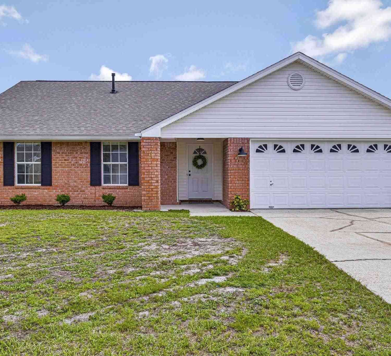 Homes For Sale - 4026 Shorewood Dr<br/> Pensacola, FL 32507