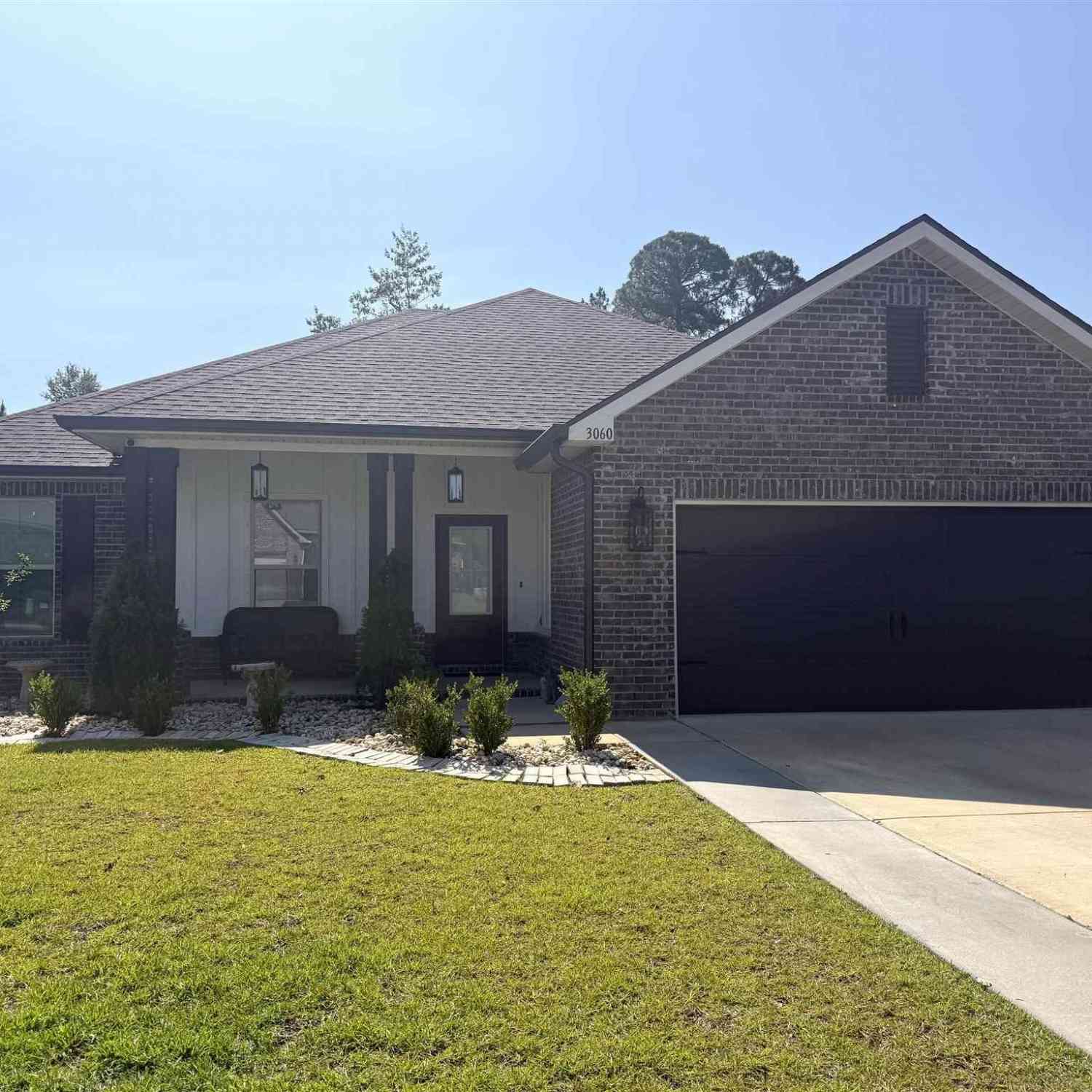 Homes For Sale - 3060 Mountain Laurel Tr<br/> Cantonment, FL 32533