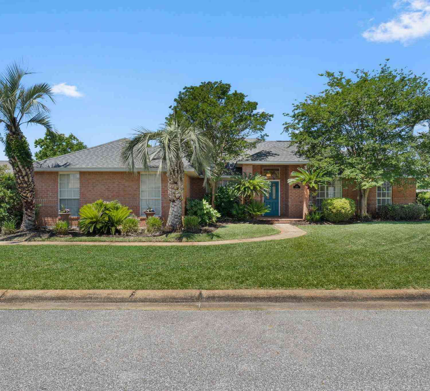 Homes For Sale - 1944 Jessica Way<br/> Navarre, FL 32566