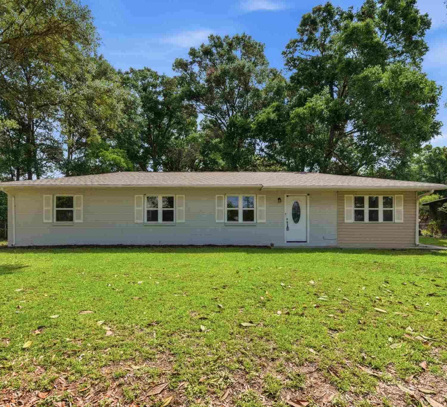 Homes For Sale - 8140 House St<br/> Pensacola, FL 32534