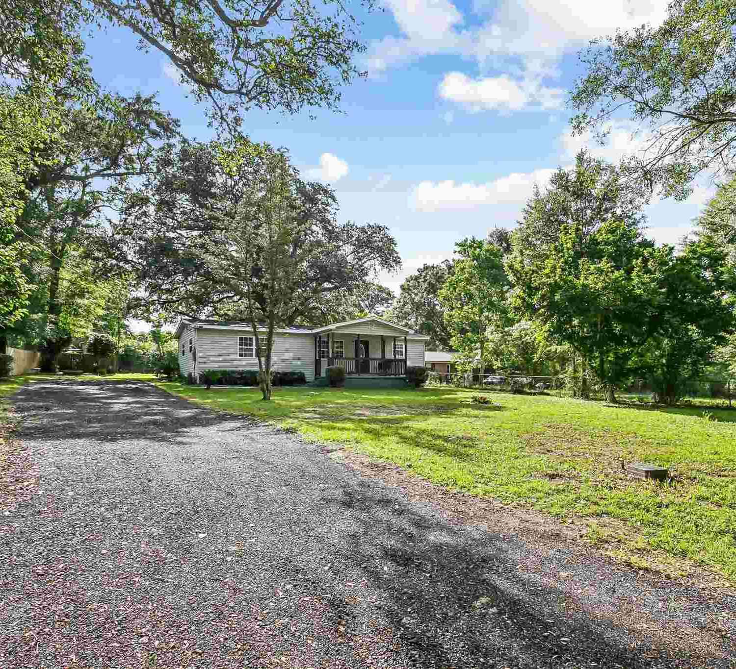 Homes For Sale - 1095 River Annex Rd<br/> Cantonment, FL 32533