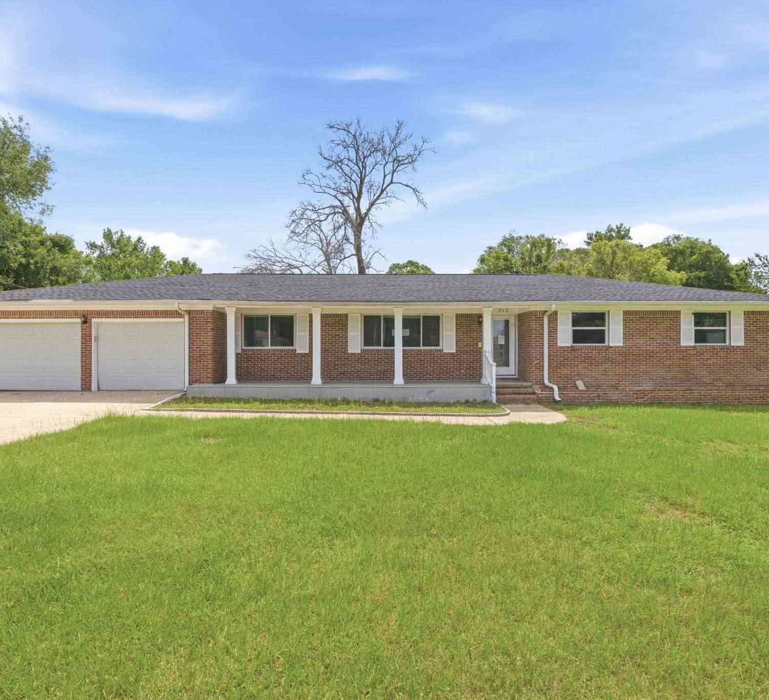 Homes For Sale - 312 N 57th Ave<br/> Pensacola, FL 32506