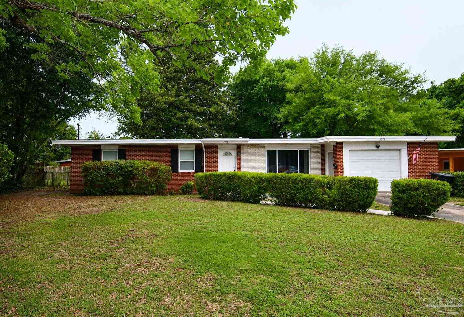Homes For Rent - 3875 Arbutus Dr<br/> Pensacola, FL 32504