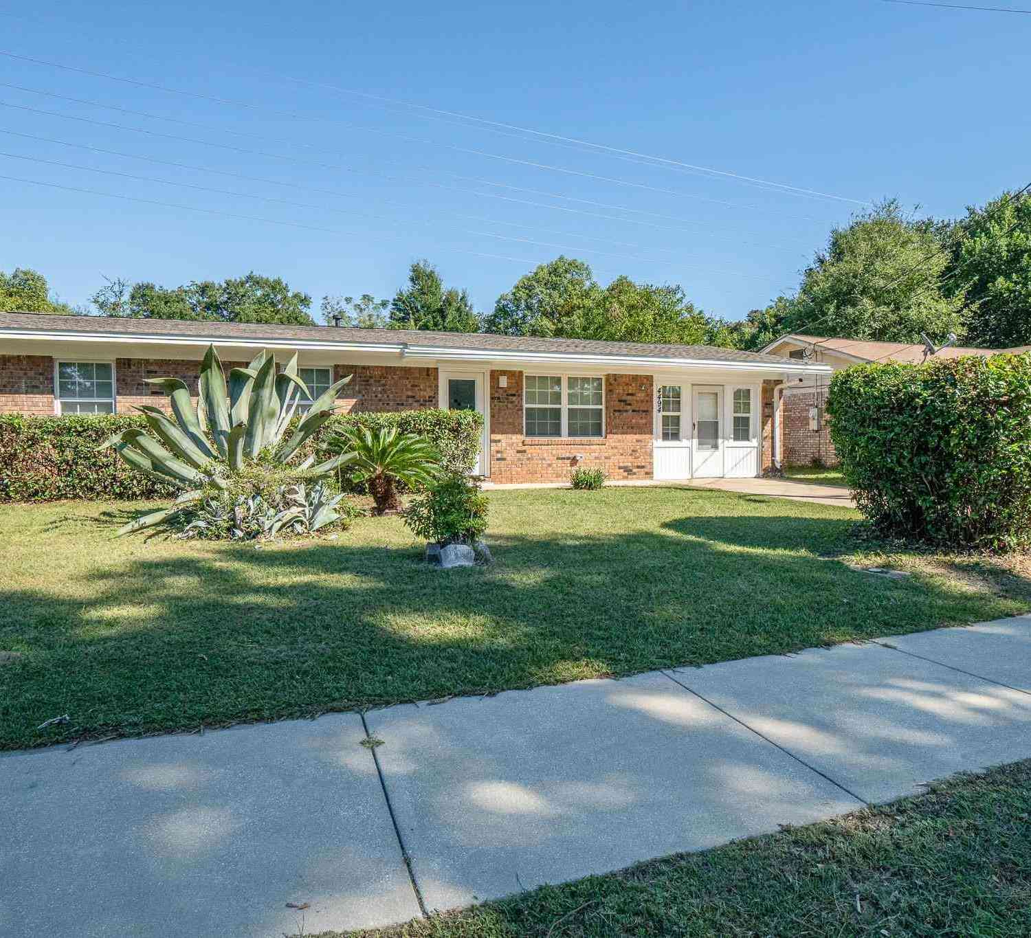 Homes For Sale - 4494 Landes Dr<br/> Pensacola, FL 32505