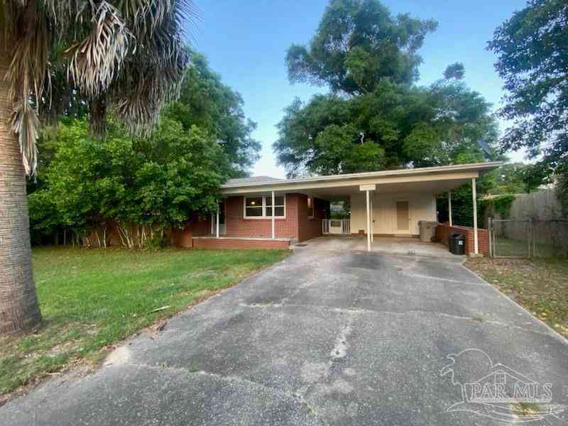 Homes For Sale - 310 N 58th Ave<br/> Pensacola, FL 32506