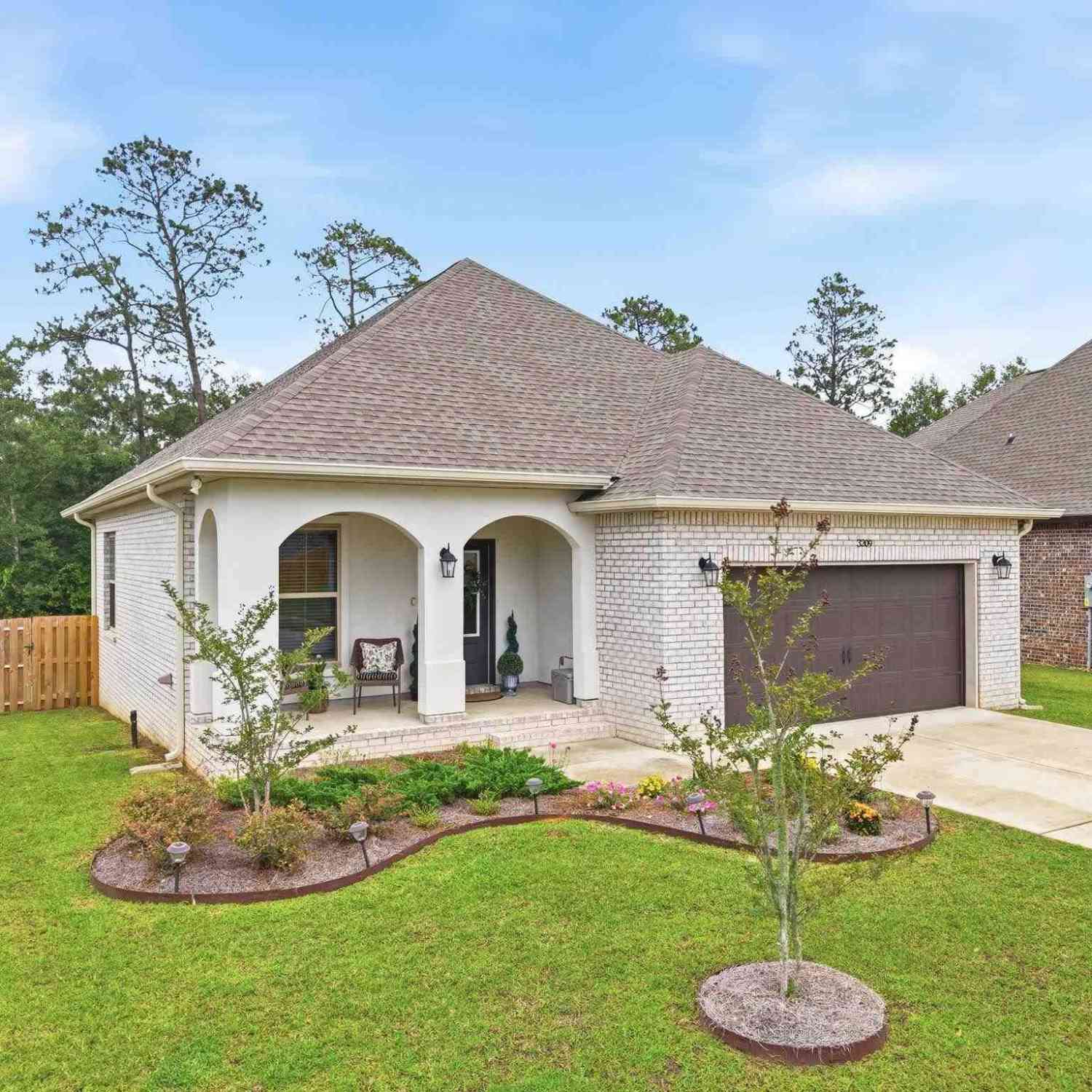 Homes For Sale - 3209 Mountain Laurel Tr<br/> Cantonment, FL 32533