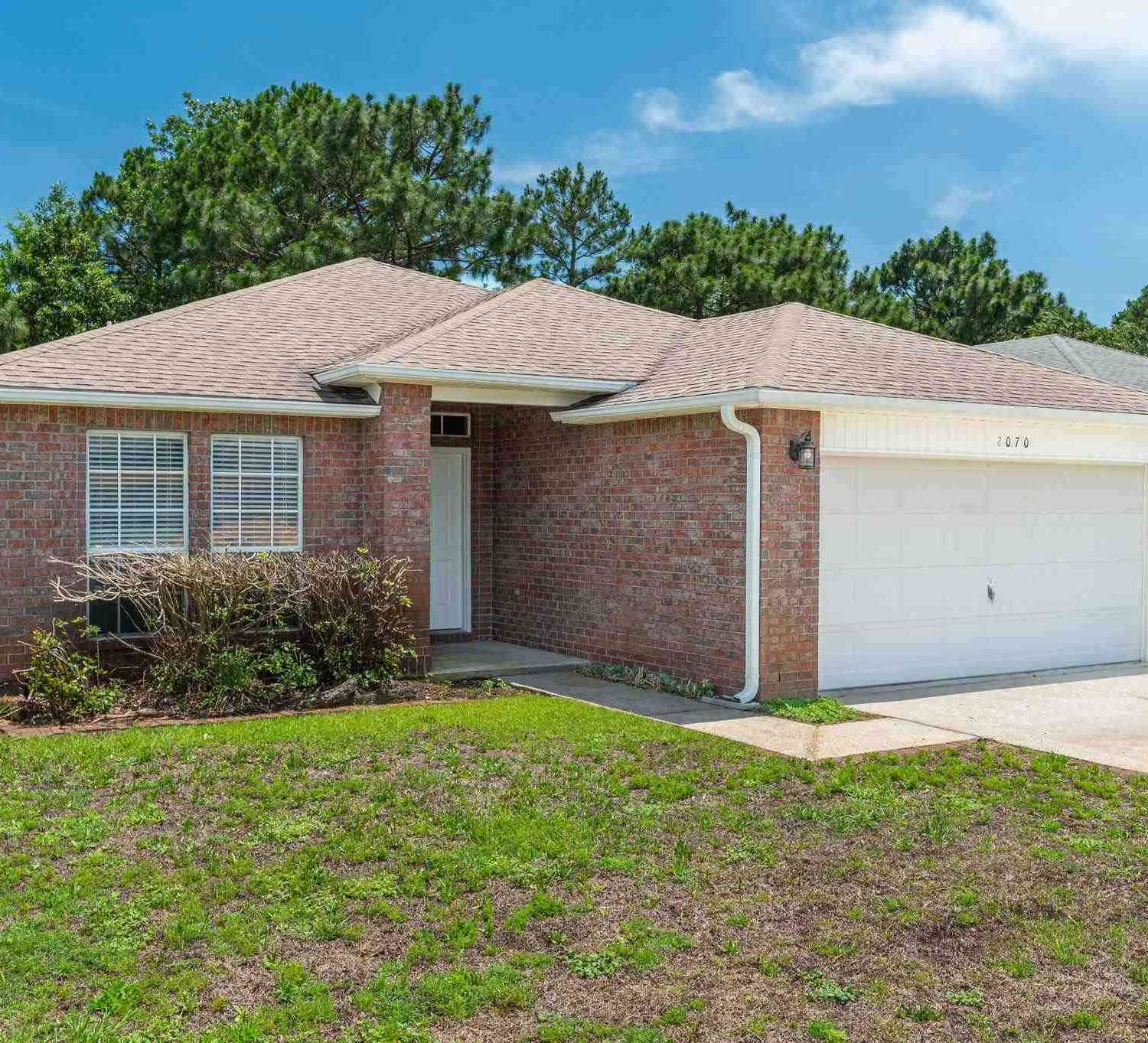 Homes For Sale - 2070 Catline Cir<br/> Navarre, FL 32566
