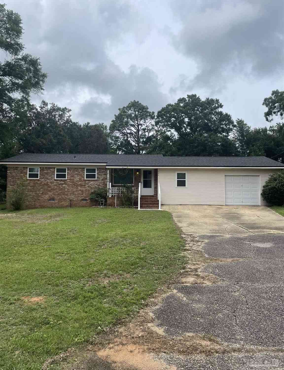 Homes For Rent - 540 Temple Hill St<br/> Pensacola, FL 32534
