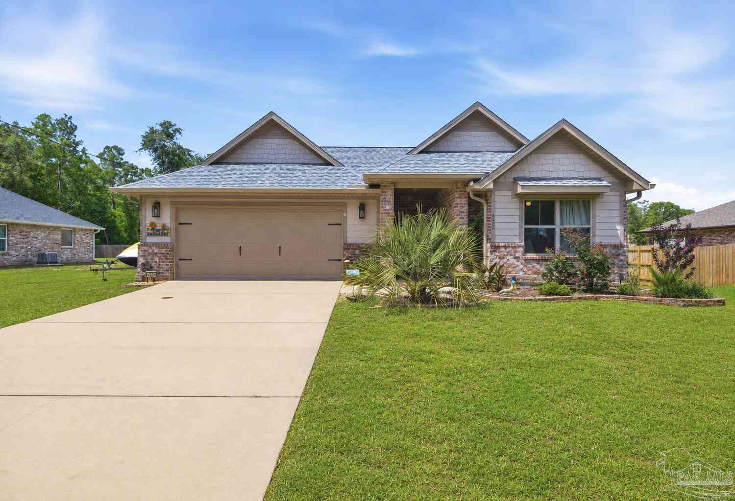Homes For Sale - 6320 Sweeney Rd<br/> Milton, FL 32583