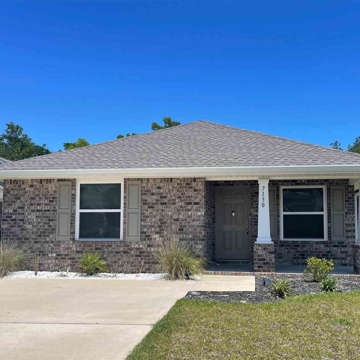 Homes For Rent - 7130 Sonny Dr<br/> Pensacola, FL 32504