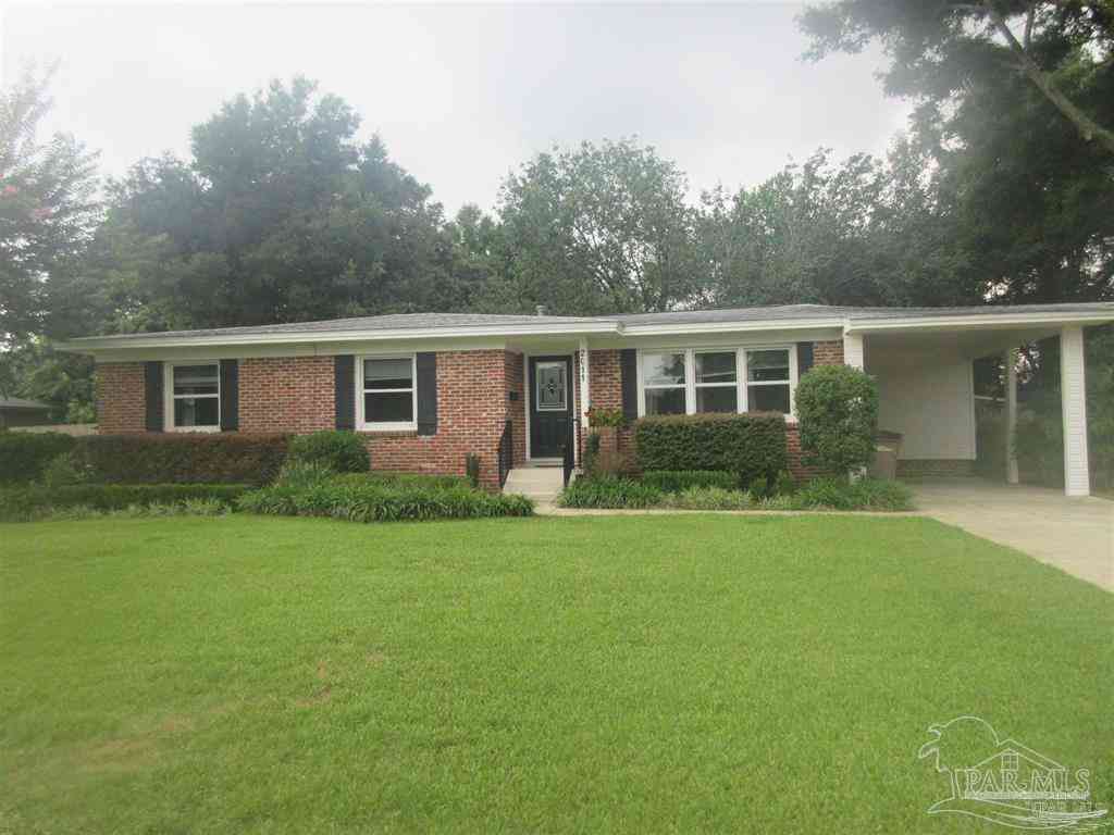 Homes For Sale - 2011 Hallmark Dr<br/> Pensacola, FL 32503