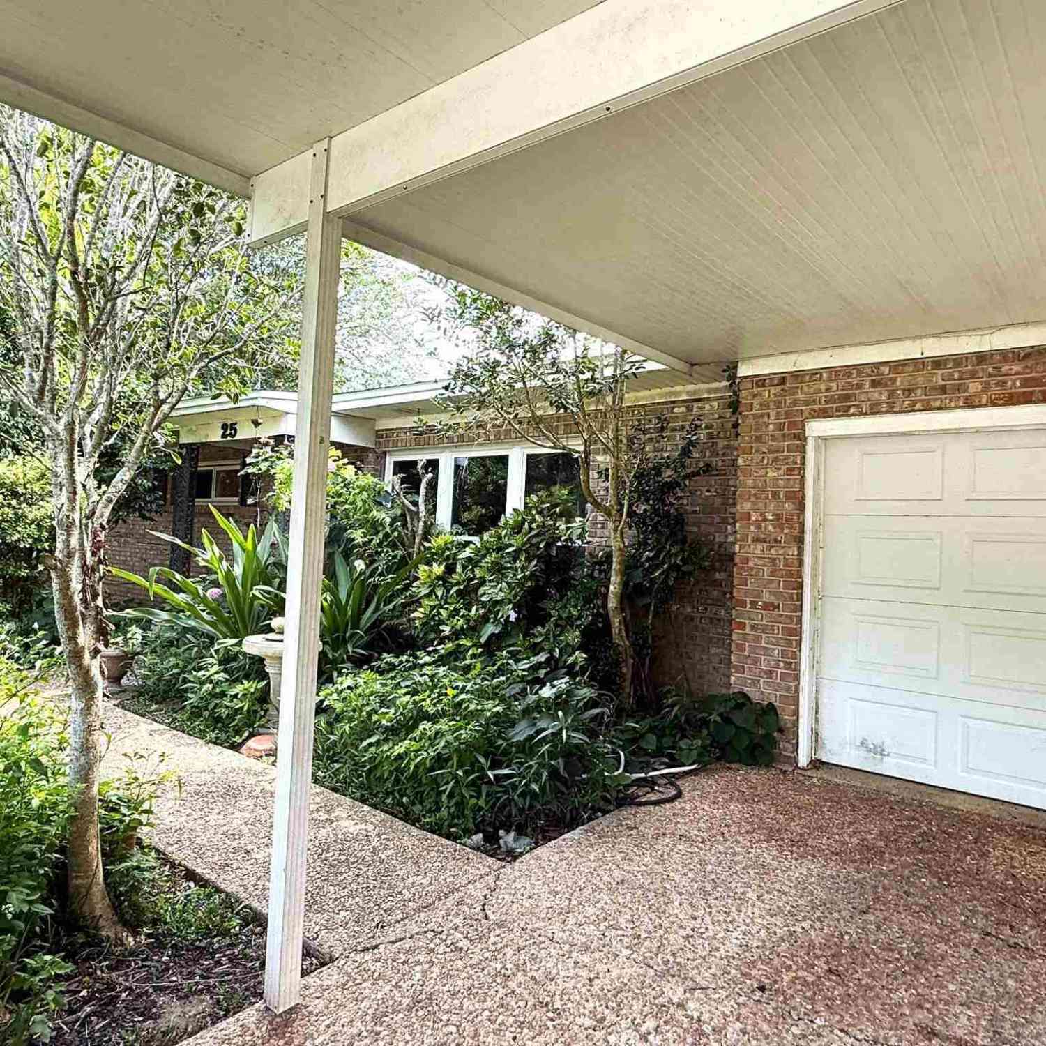 Homes For Sale - 25 Feldor Dr<br/> Pensacola, FL 32506
