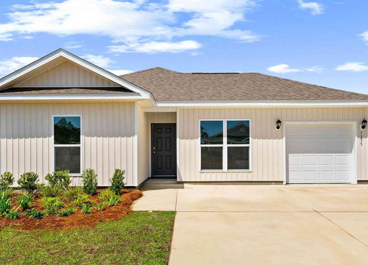 Homes For Sale - 2196 Sandhill St<br/> Cantonment, FL 32533