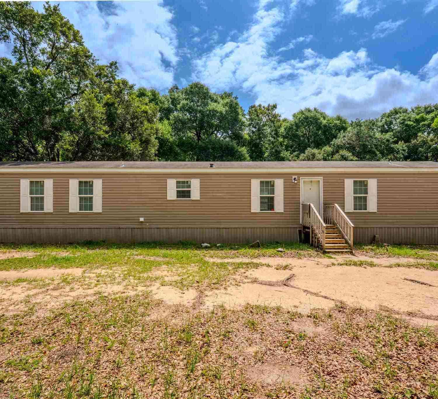 Homes For Sale - 4478 Oak Forest Dr<br/> Milton, FL 32583