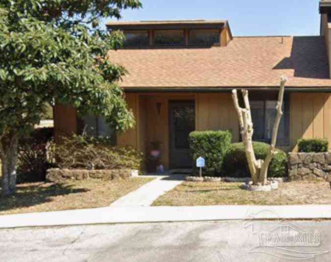 Homes For Rent - 9928 Fairway Villas Dr<br/> Pensacola, FL 32514