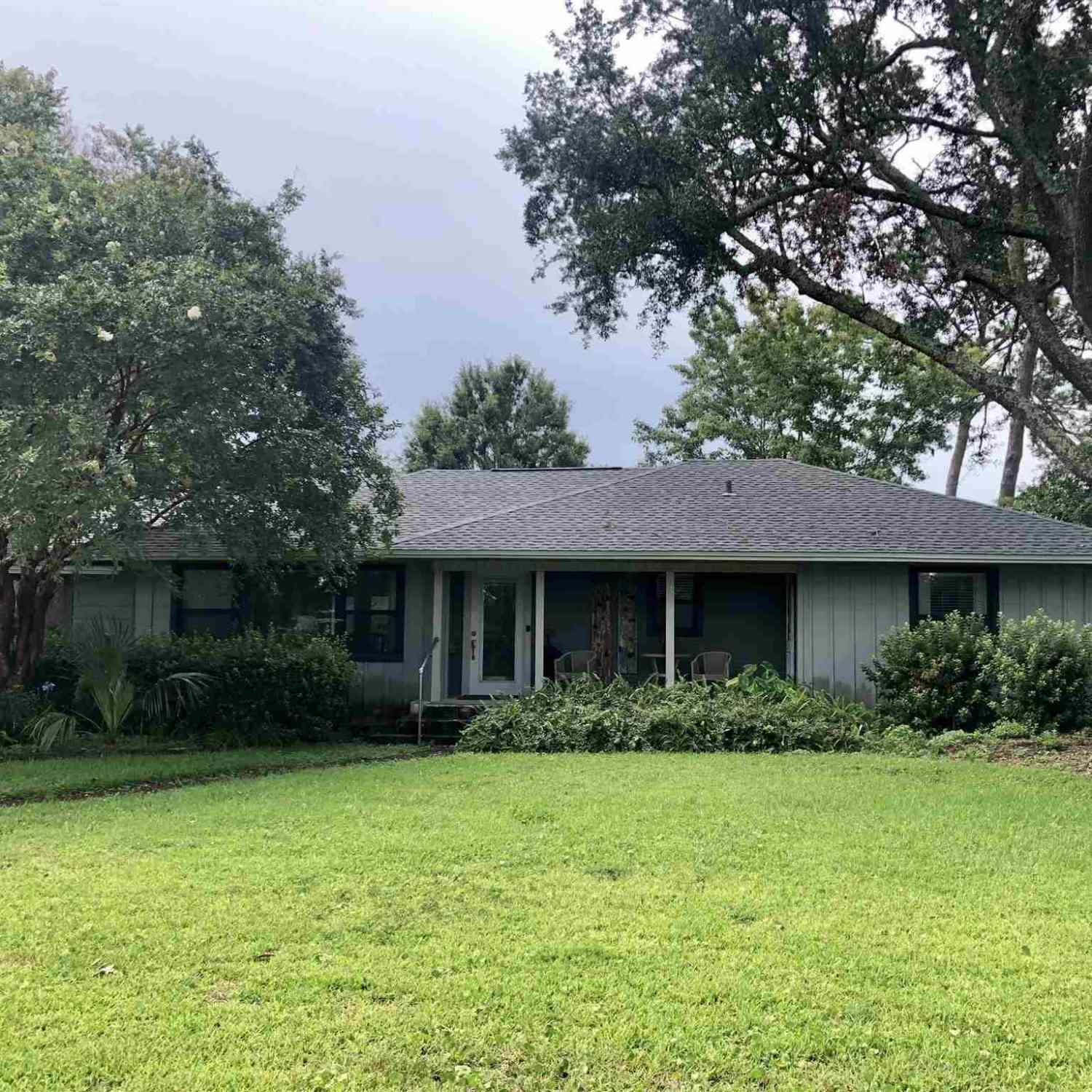 Homes For Rent - 303 Interbay Ave<br/> Pensacola, FL 32507