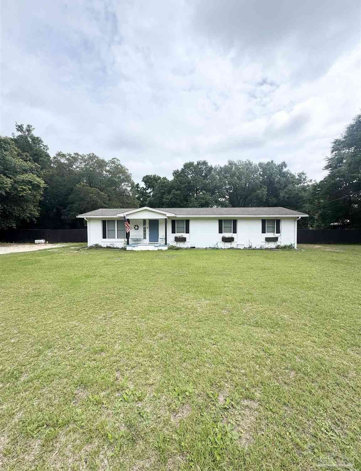 Homes For Rent - 3904 Ranch Rd<br/> Pace, FL 32571