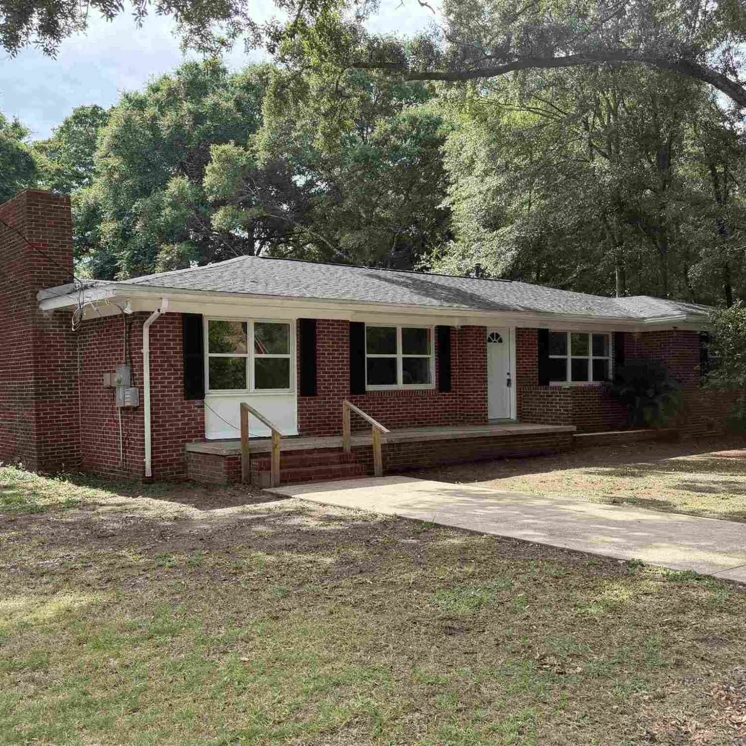 Homes For Sale - 6425 Aspen Ave<br/> Milton, FL 32570