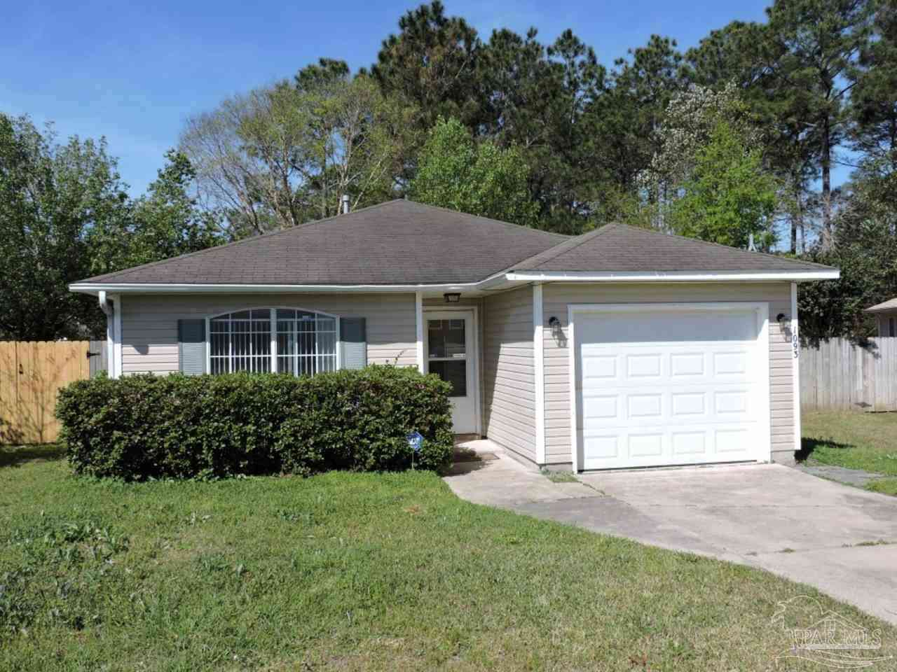 Homes For Rent - 1093 Antigua Cir<br/> Pensacola, FL 32506