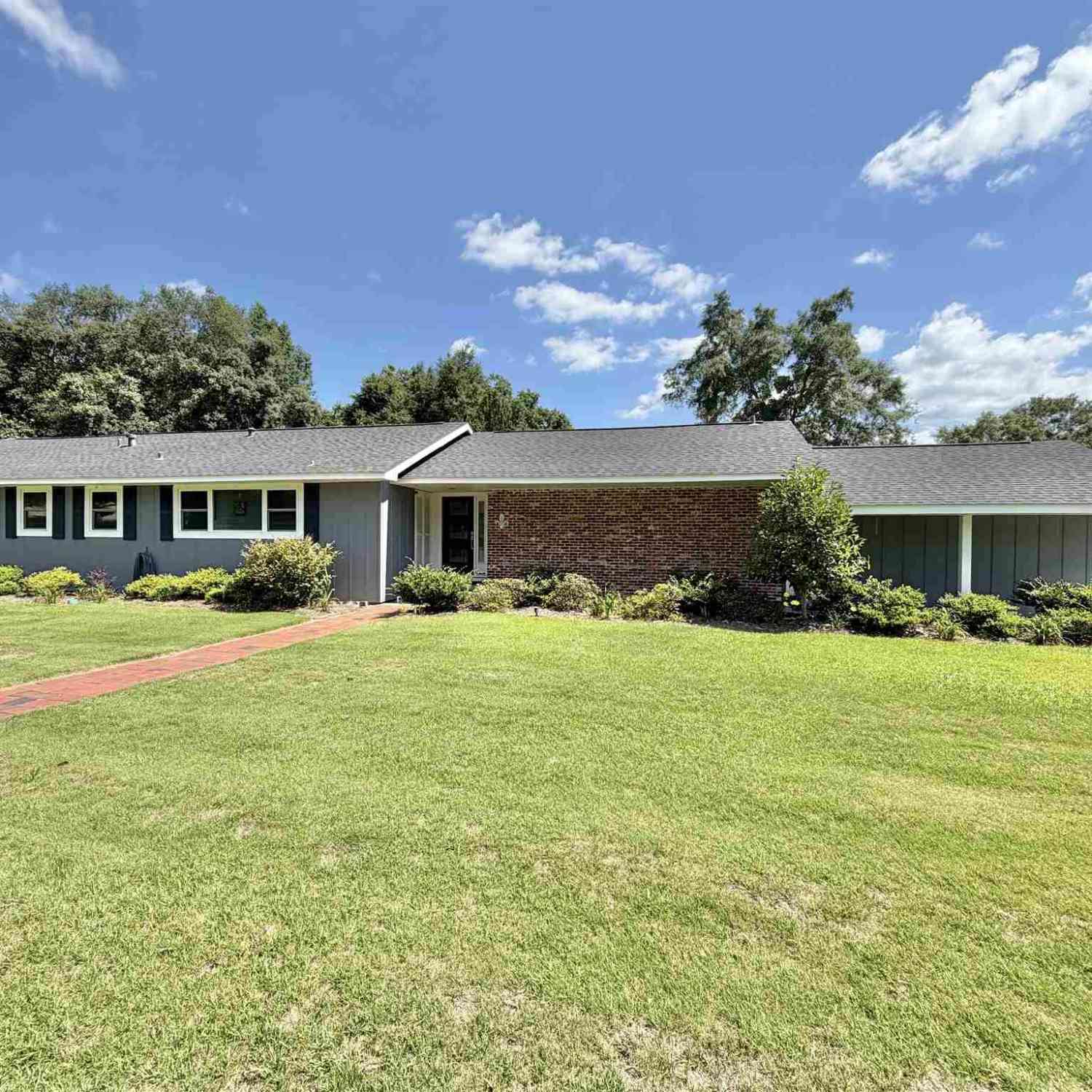 Homes For Sale - 199 W Oak St<br/> Atmore, AL 36502