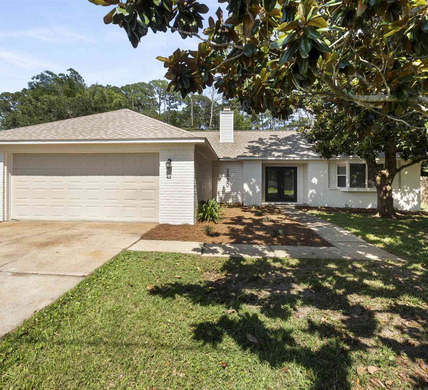Homes For Sale - 2830 Via Roma Ct<br/> Gulf Breeze, FL 32563