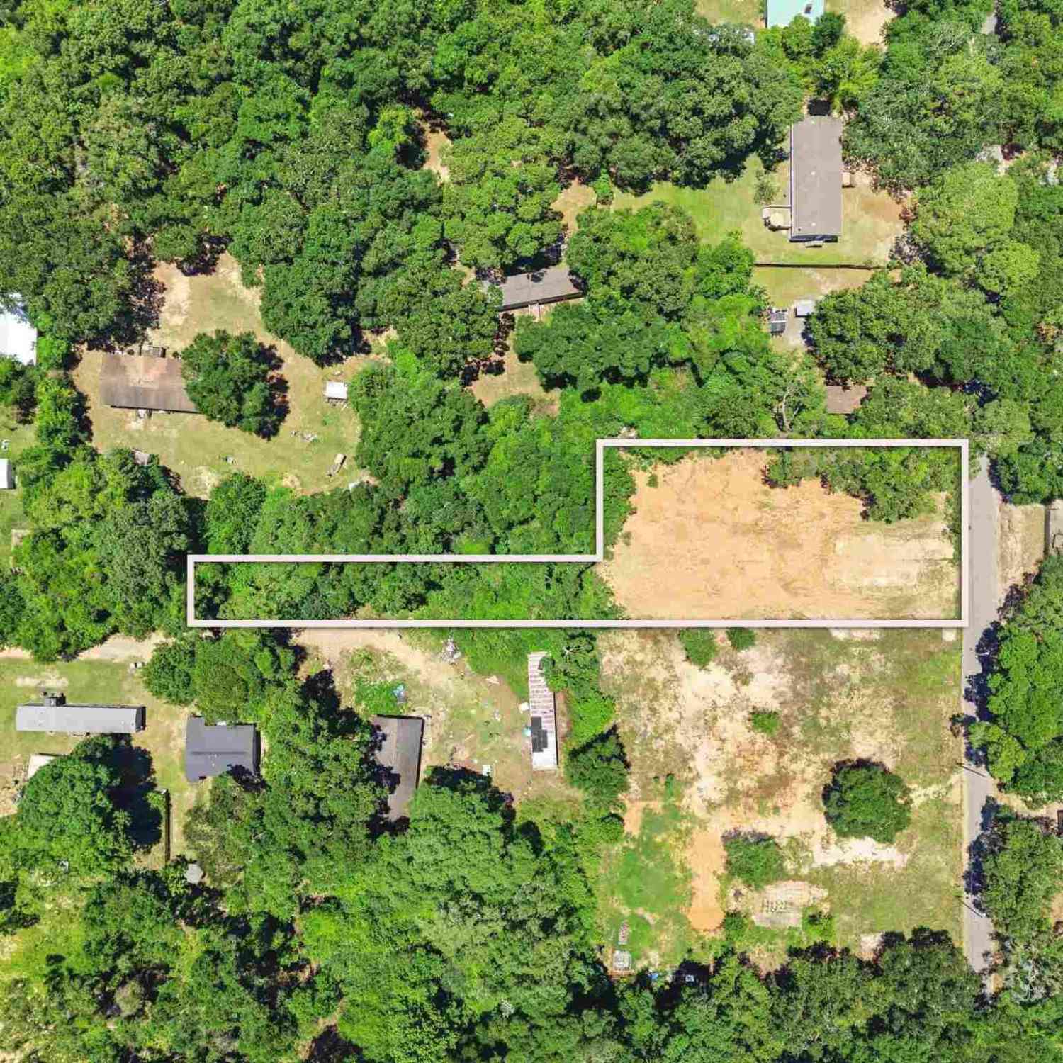 Vacant Land For Sale - 229 Barker St<br/> Pensacola, FL 32514