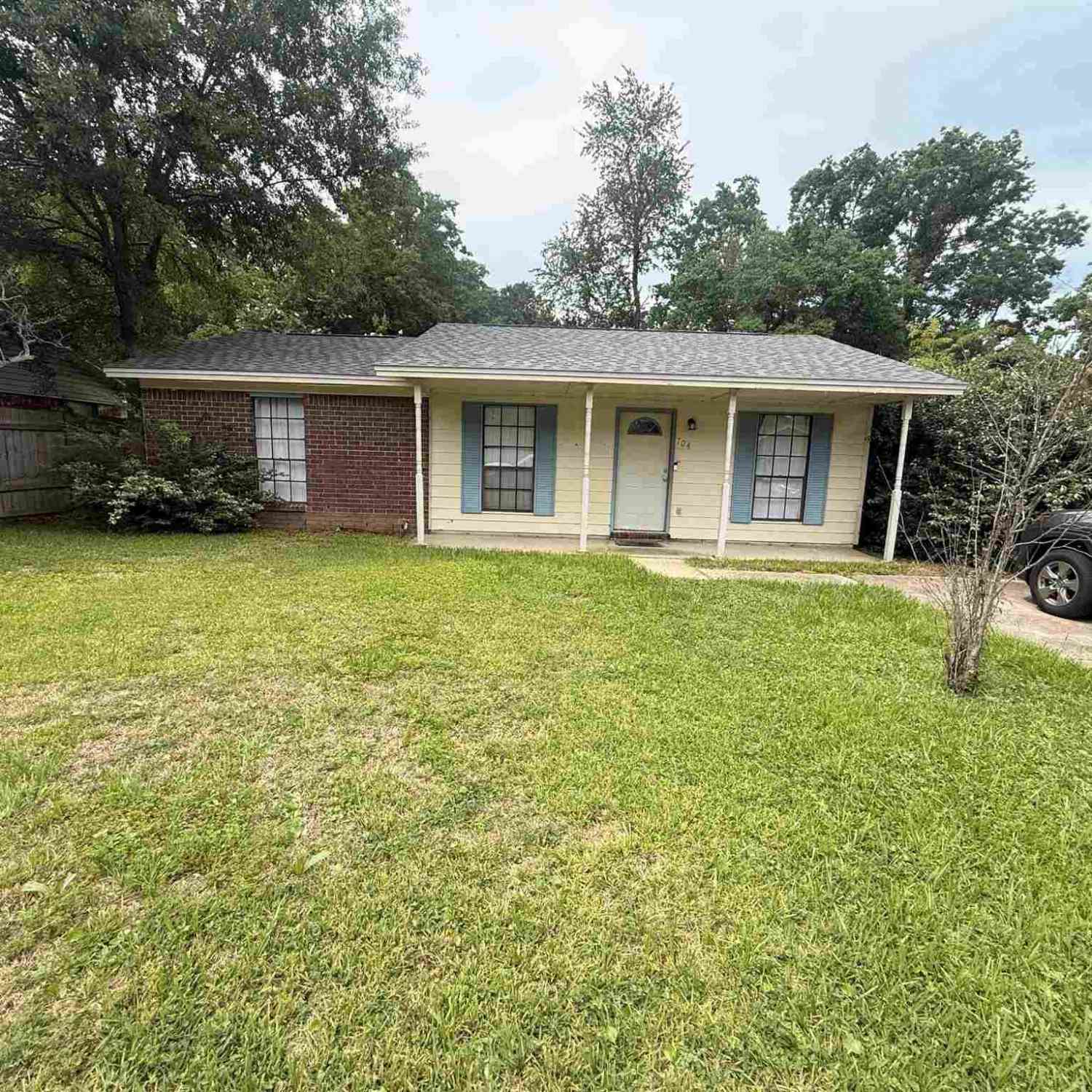 Homes For Sale - 704 Brook Meadow Ln<br/> Pensacola, FL 32514