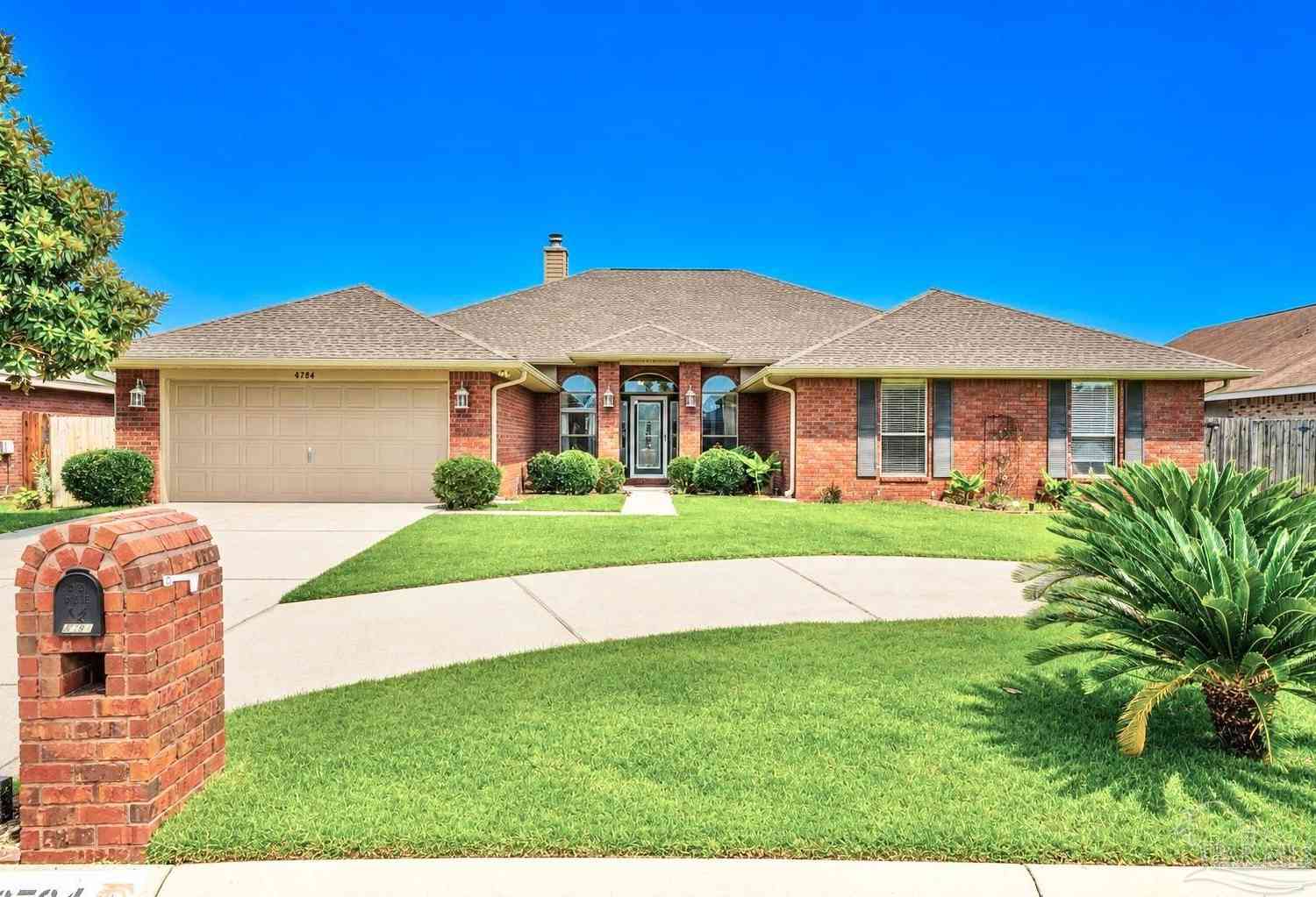 Homes For Sale - 8784 Conquest Ct<br/> Pensacola, FL 32506
