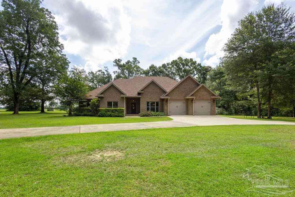 Homes For Sale - 4254 Spring St<br/> Jay, FL 32565