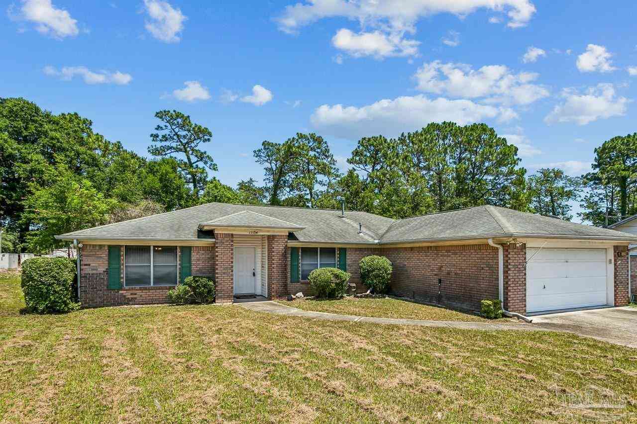 Homes For Sale - 11134 Little Creek Dr<br/> Pensacola, FL 32506