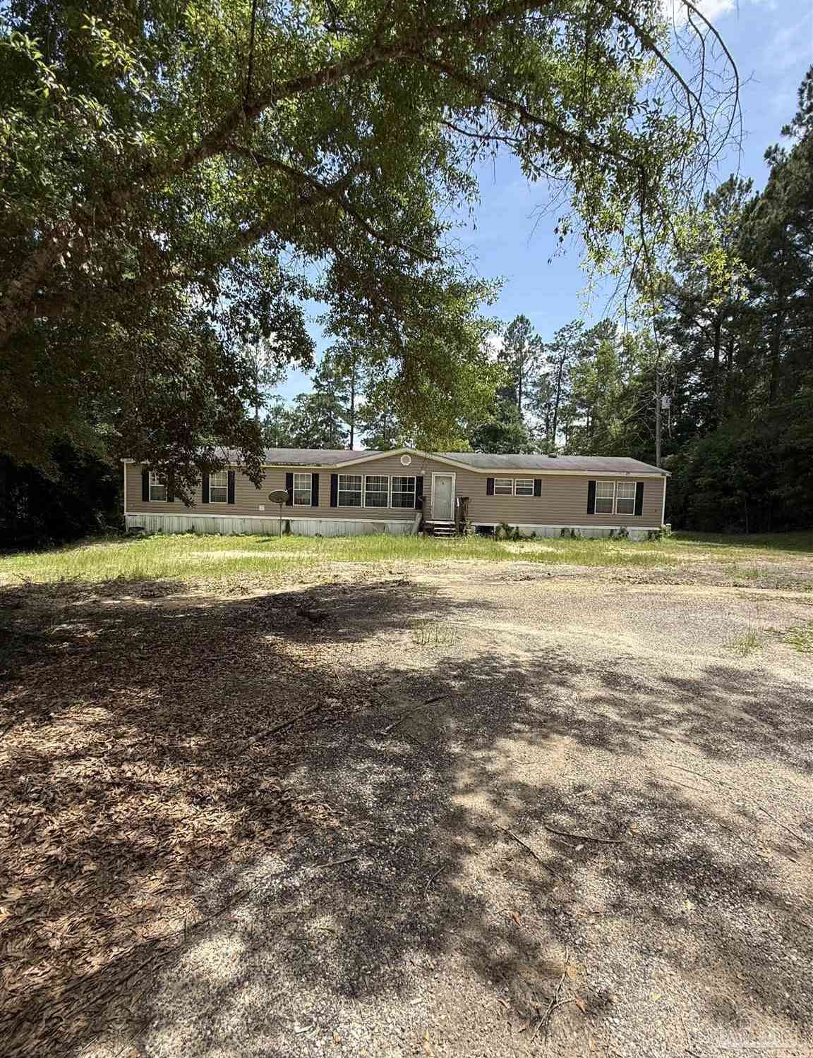 Homes For Sale - 83 Matthew Ln<br/> Brewton, AL 36426