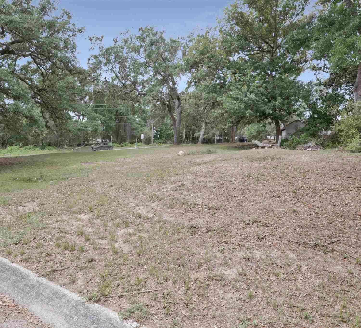 Vacant Land For Sale - 4891 Creighton Rd<br/> Pensacola, FL 32504