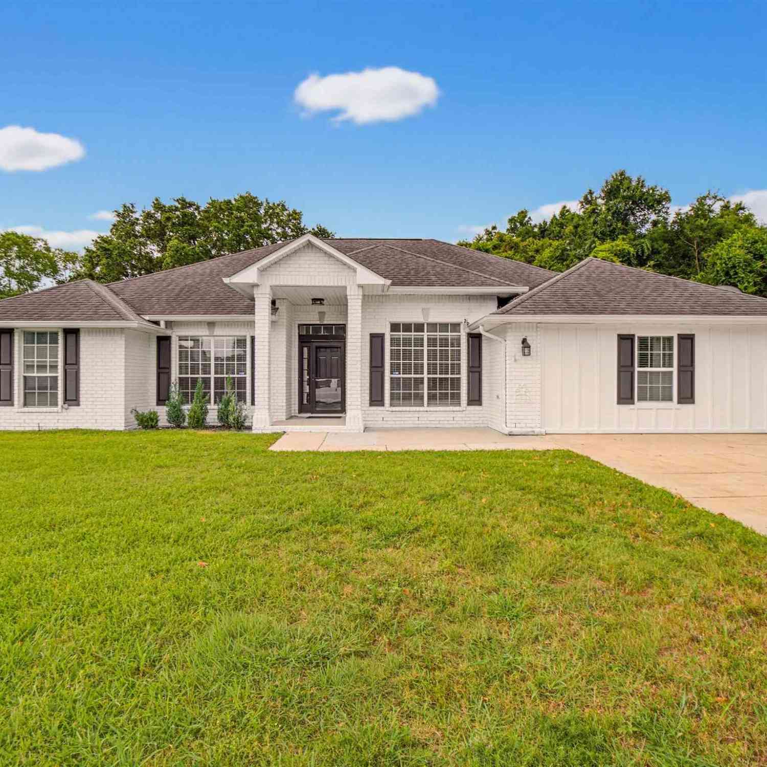 Homes For Sale - 4647 Winterdale Dr<br/> Pace, FL 32571