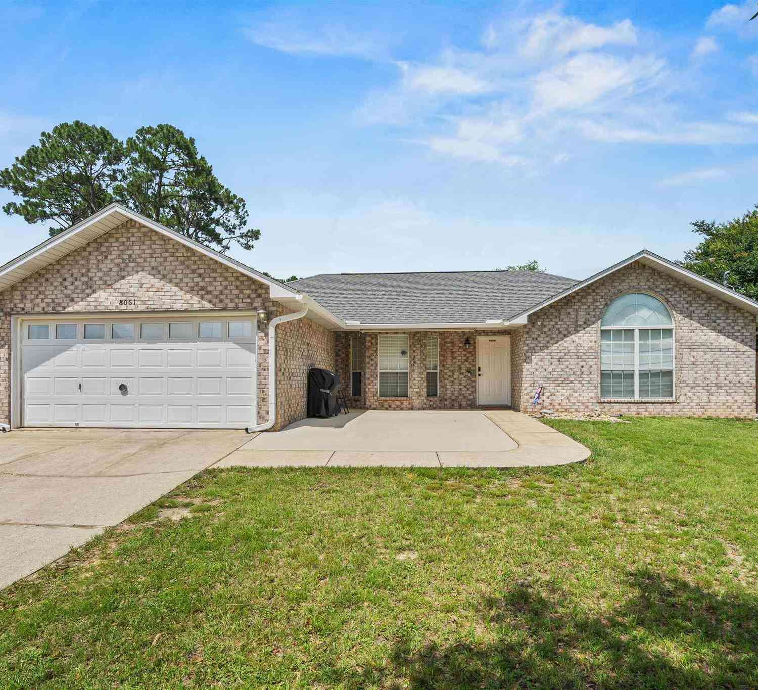 Homes For Sale - 8061 Conrad St<br/> Pensacola, FL 32507