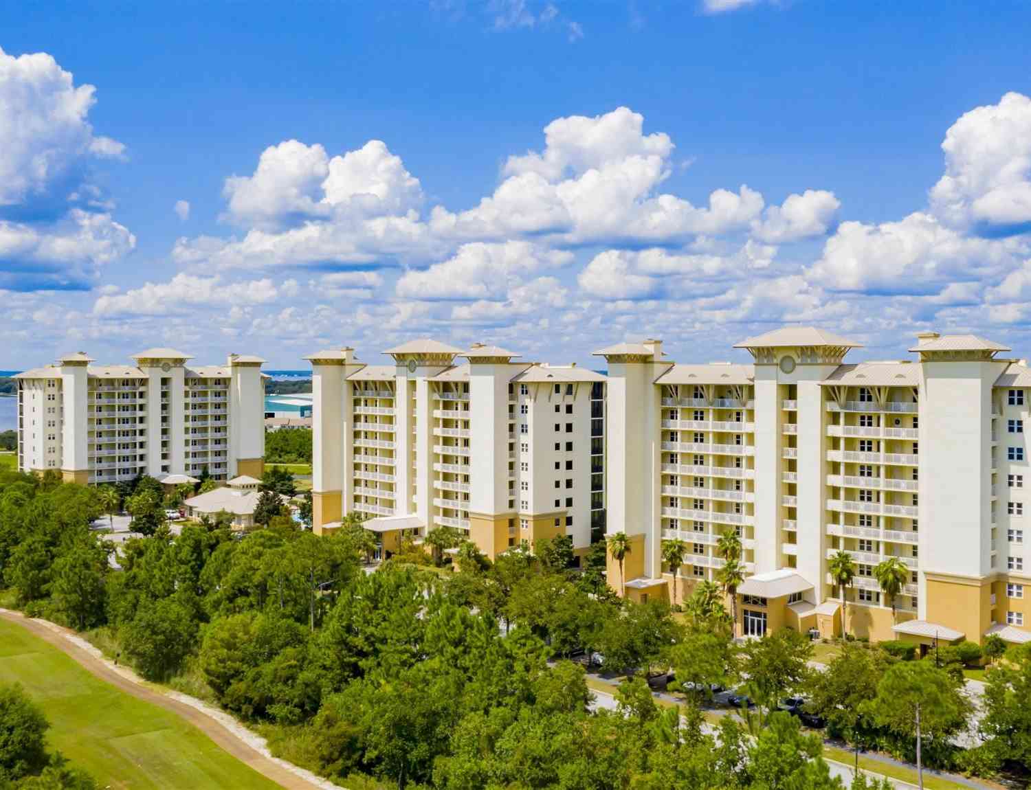 Condo For Rent - 645 Lost Key Dr #202D<br/> Pensacola, FL 32507