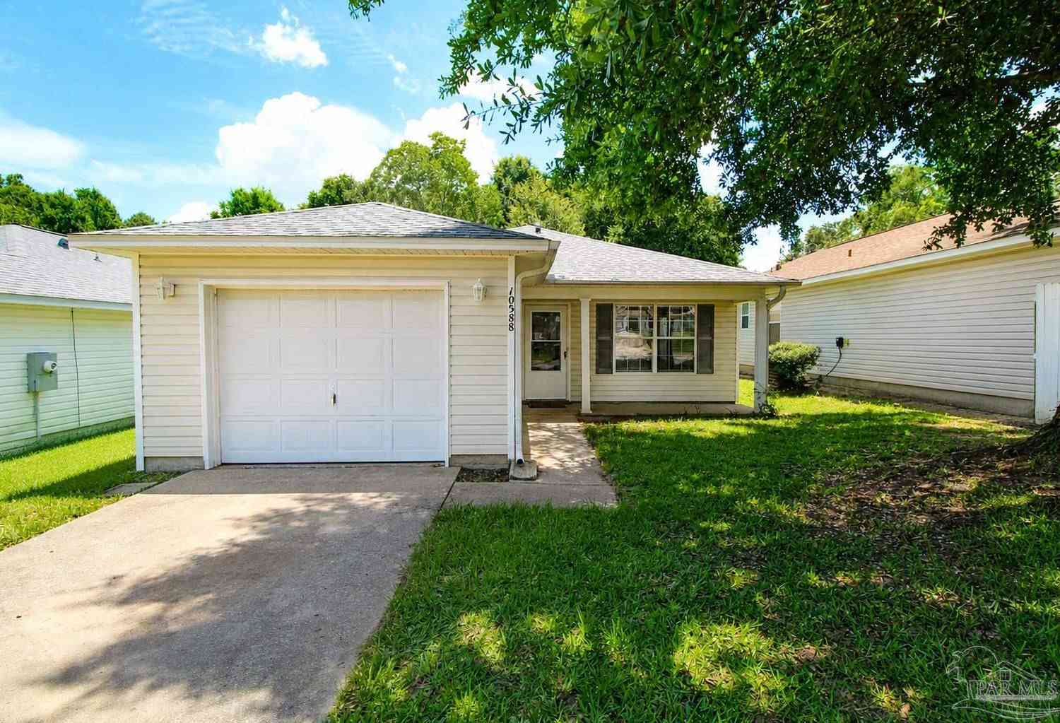 Homes For Rent - 10588 Wilderness Ln<br/> Pensacola, FL 32534