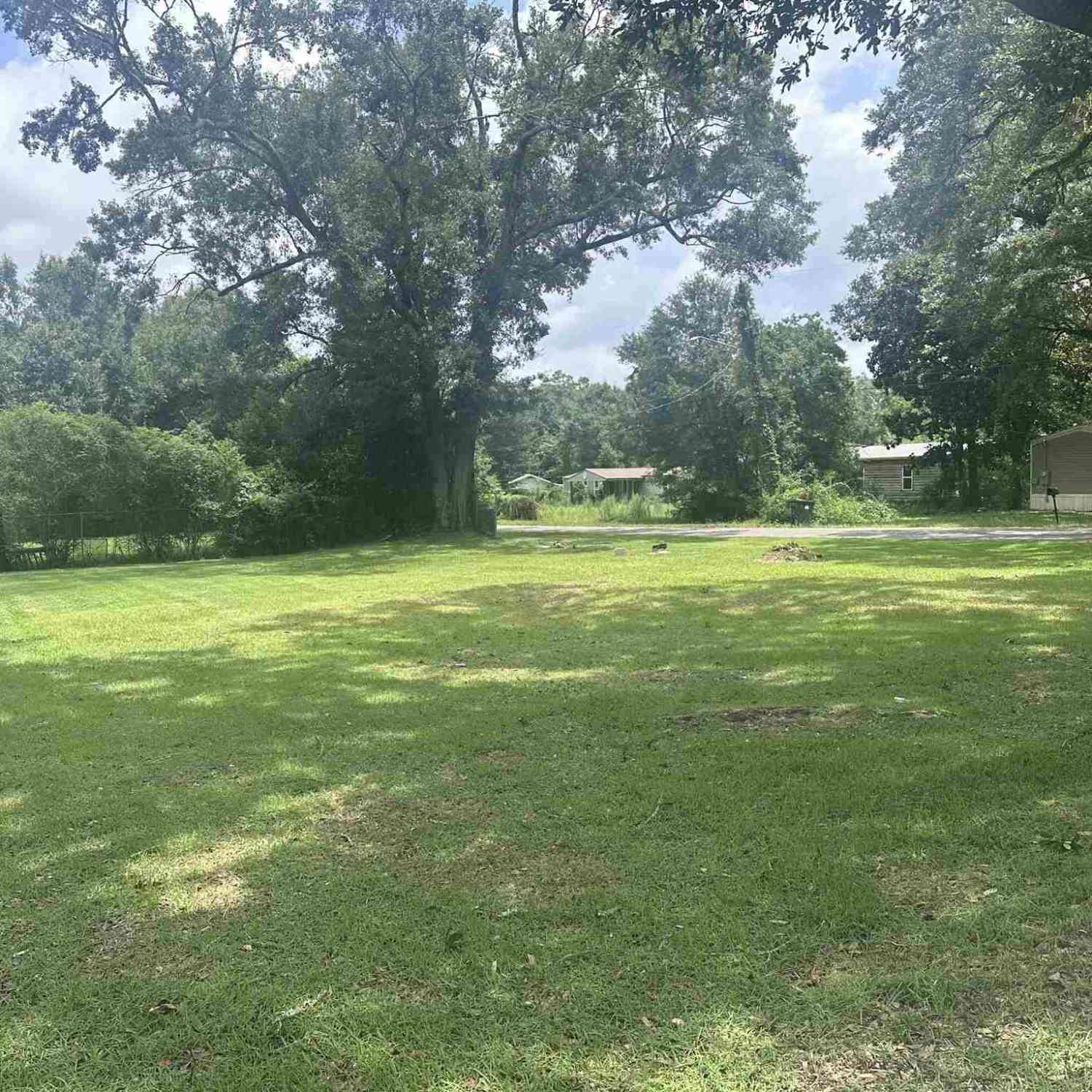 Vacant Land For Sale - 8 Dianah St<br/> Pensacola, FL 32503