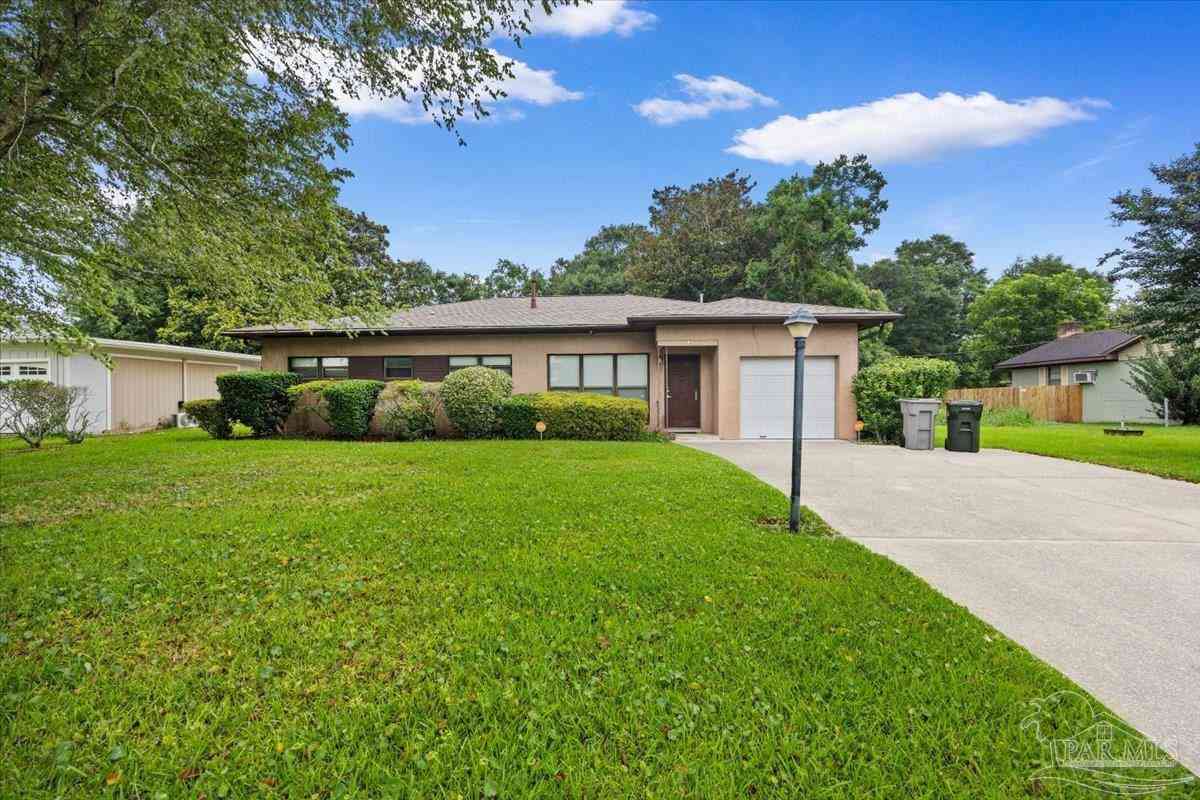 Homes For Sale - 53 Adkinson Dr<br/> Pensacola, FL 32506