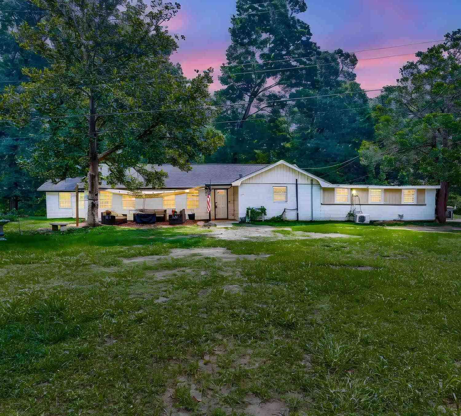 Homes For Sale - 4545 Hwy 90<br/> Santa Rosa County, Pace, FL 32571