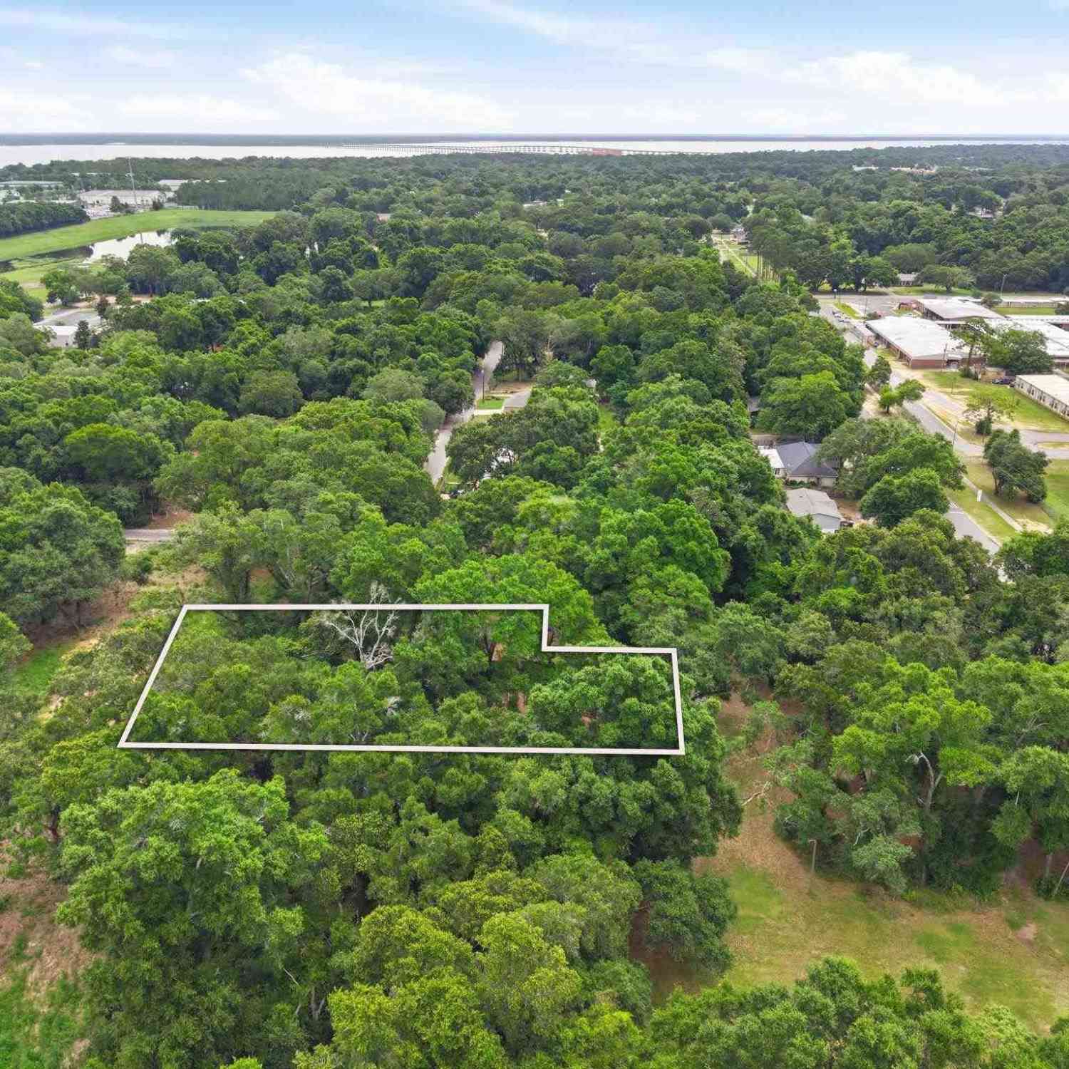 Homes For Sale - 8331 Everett Ave<br/> Pensacola, FL 32514