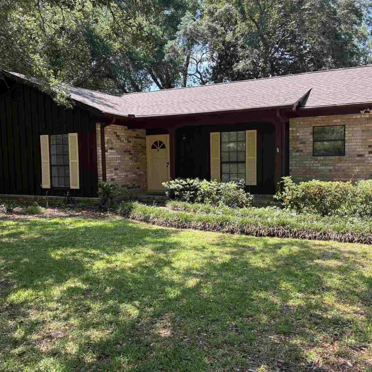 Homes For Sale - 2821 Sandy Ridge Rd<br/> Gulf Breeze, FL 32563
